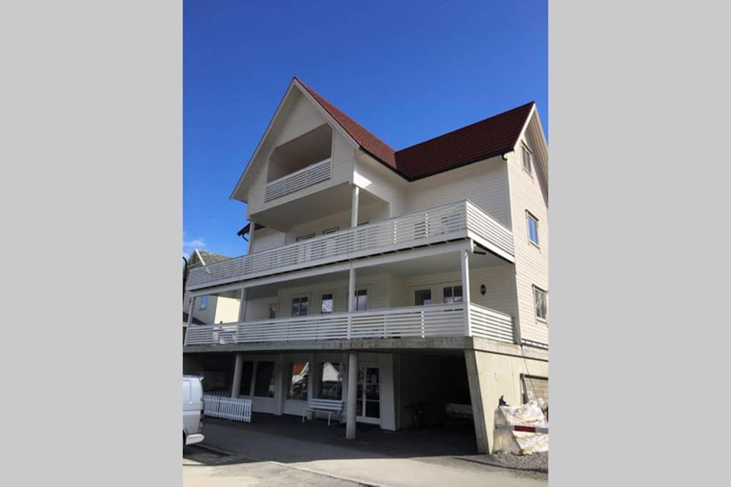 Balestrand Fjordapartments Holmen 19A מראה חיצוני תמונה